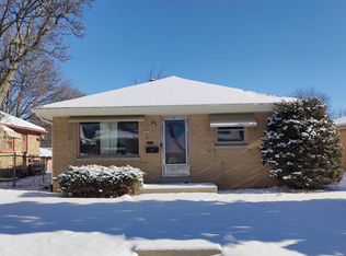 3714 N 84th St, Milwaukee, WI 53222