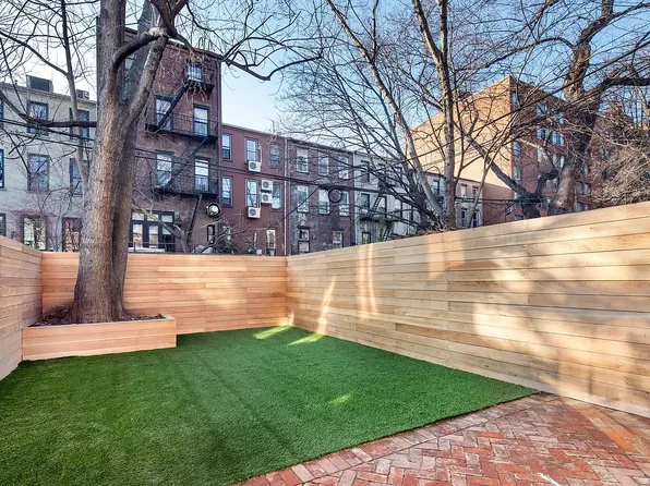 394 Vanderbilt Avenue image 4 of 10