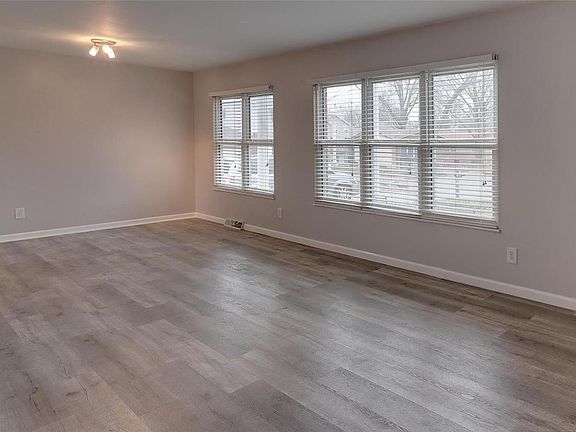 3rd image of 10150 Havelock Ct