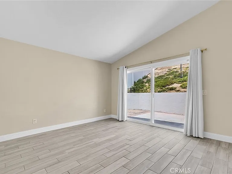 501 Roosevelt St — Photo 17