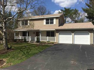 3 Carlton Ter, Loudonville, NY 12211