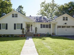 79 Burnside Dr, Hastings On Hudson, NY 10706