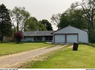2853 S Meridian Rd, Jackson, MI 49203