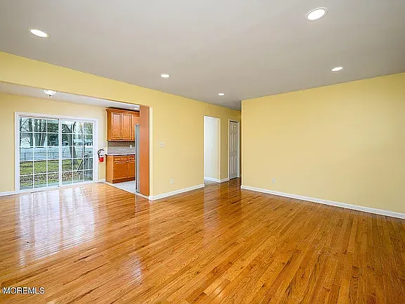 19 Princeton Dr — Photo 10