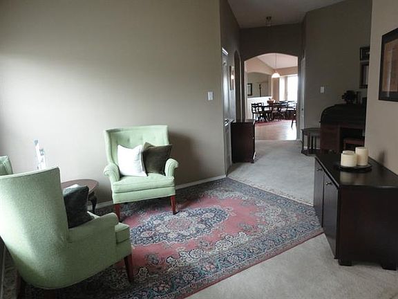 4th image of 10337 Trevino Ln