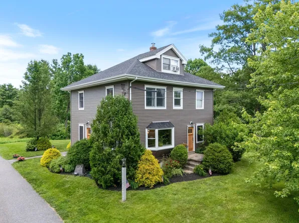 23 Queen Street, Gorham, ME 04038