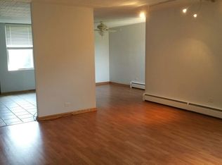 423 South Blvd APT 3E, Evanston, IL 60202