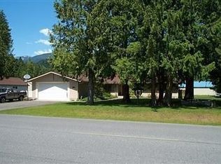 45119 Cedar St, Concrete, WA 98237