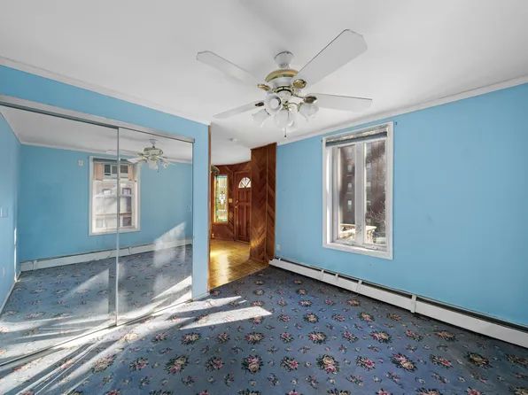 6660 Ridge Boulevard image 11 of 21