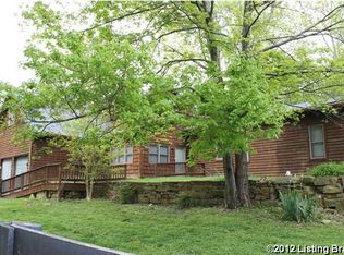 8018 Saint Anthonys Church Rd, Louisville, KY 40214