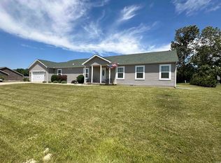 2590 W Maple Dr, Peru, IN 46970