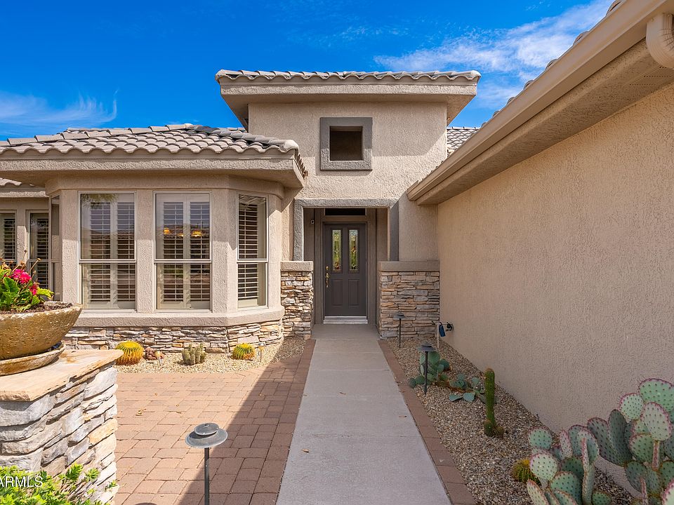 15583 W BIG SKY Drive, Surprise, AZ 85374 | Zillow