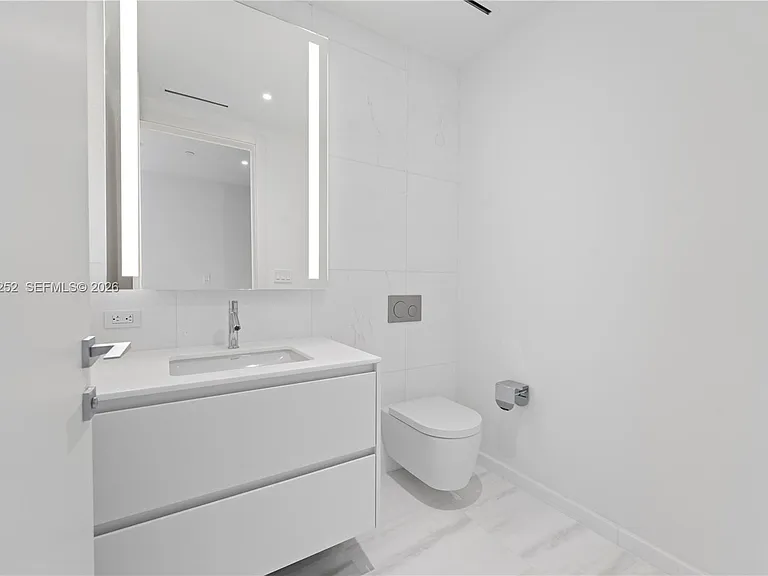 300 Biscayne Boulevard Way #4404 — Photo 23