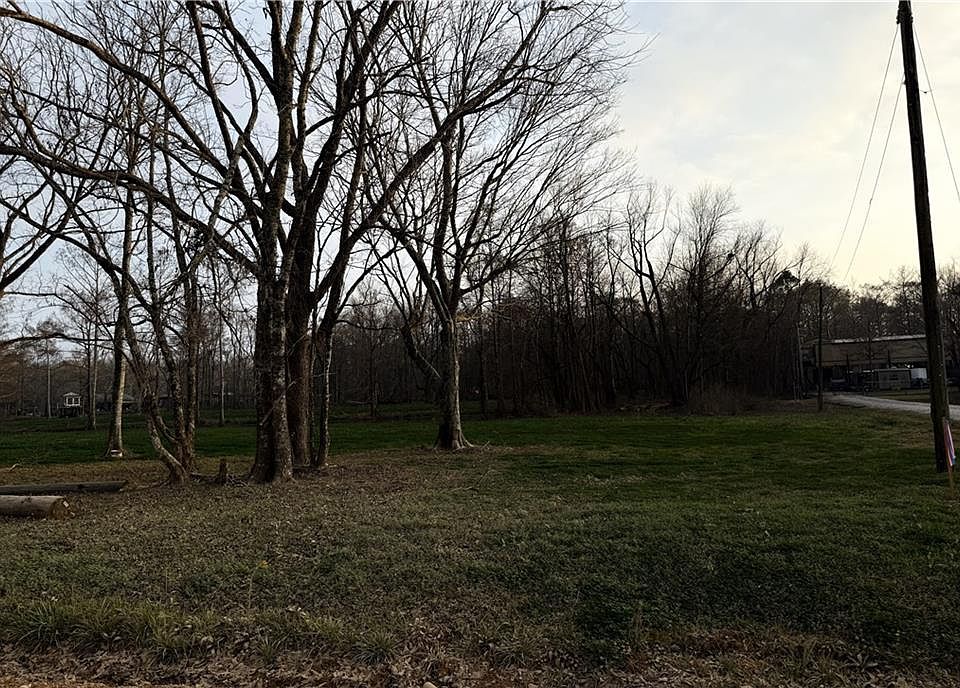 2nd image of Little River Rd Lot B