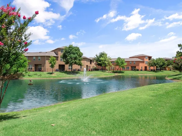 2670 Villa Di Lago Dr Suite 4, Grand Prairie, TX 75054
