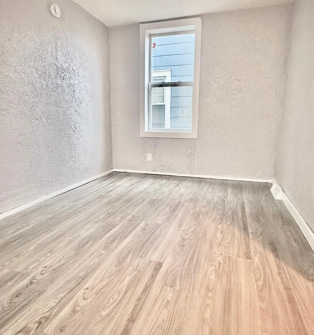 114 Huetter Avenue - Lower Rear - 2 — Photo 3