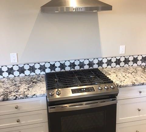 5 burner gas range and hood