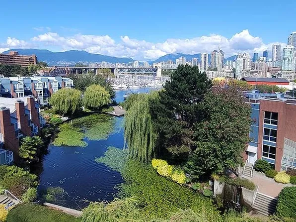1515 W 2nd Ave #547, Vancouver, BC V6J 5C5