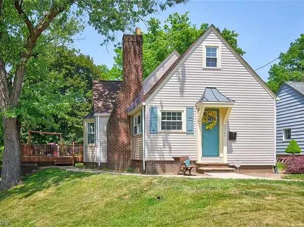 2267 Washington Blvd NW, Canton, OH 44709