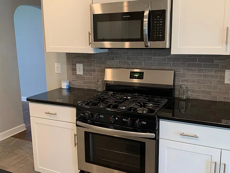 115 Kinley Pl — Photo 30