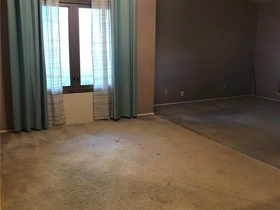 4th image of 1413 Windy Meadow Dr