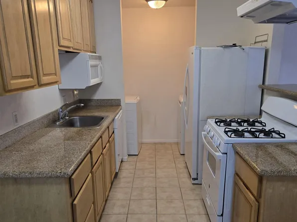 2189 Lakeview Cir, Pittsburg, CA 94565