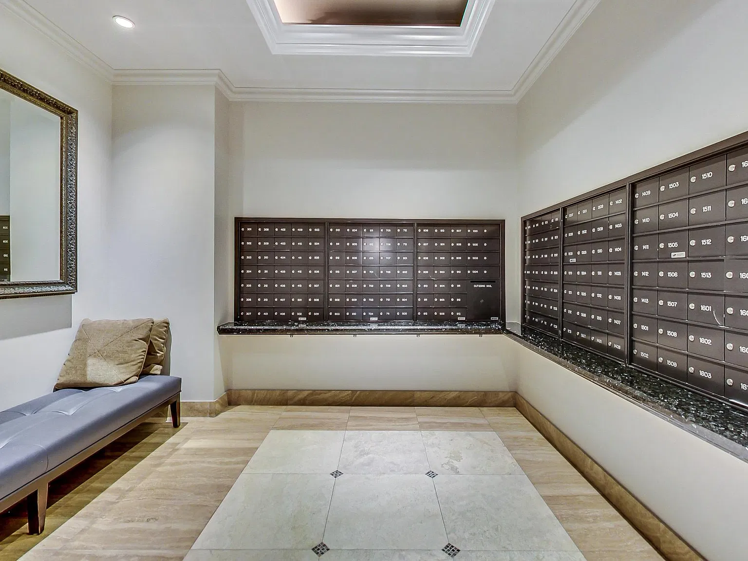 1 bed, 875 sqft, $2,800 — Photo 3