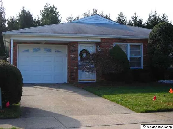 47 Lauren Ln, Brick, NJ 08723