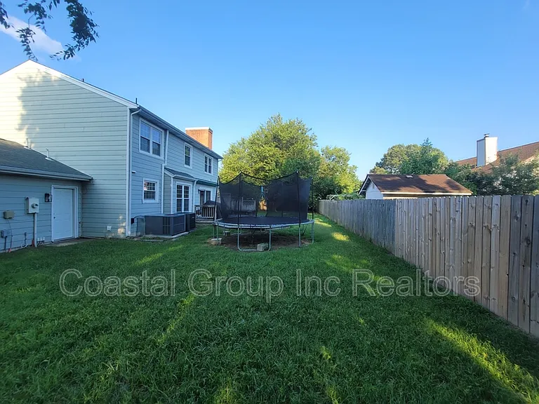 1012 Meadowview Pl — Photo 33