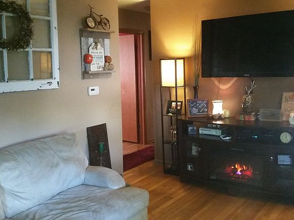 4th image of 167 Parkdale Dr