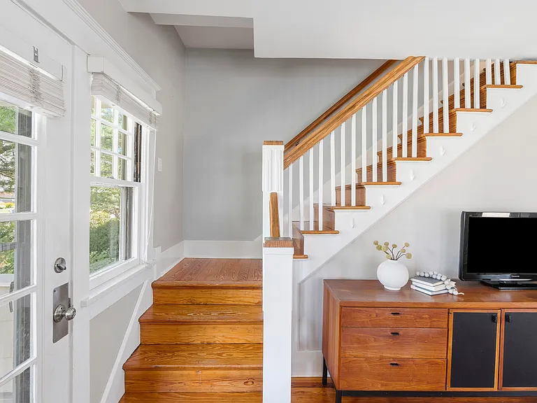 3669 Stettinius Ave — Photo 46