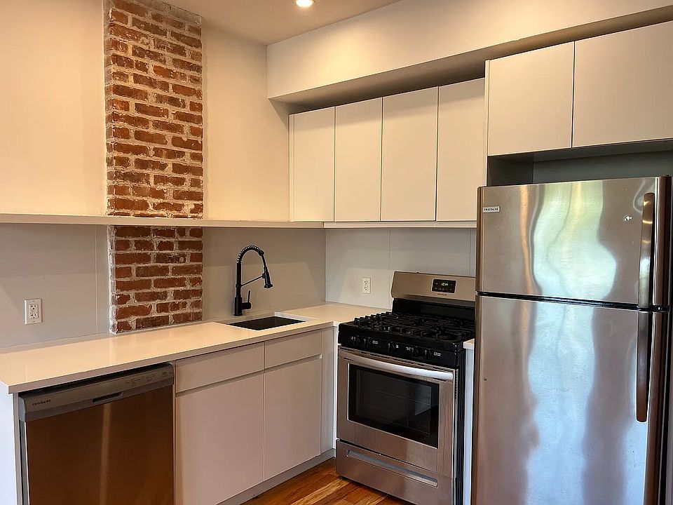 1st image of 568-572 Communipaw Ave #303A