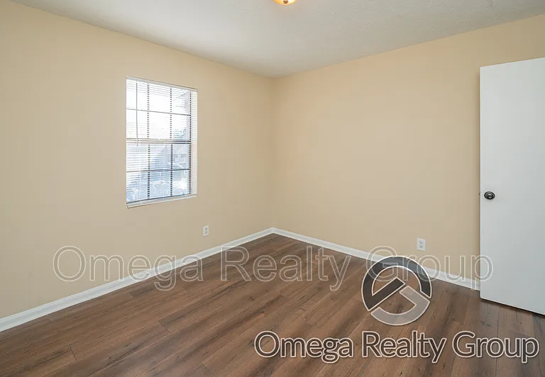 Lakeridge Apartments — Photo 91
