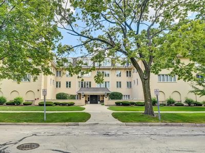 75 6th Ave APT 102, La Grange, IL, 60525