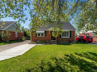 77 Peinkofer Dr, Cheektowaga, NY 14225