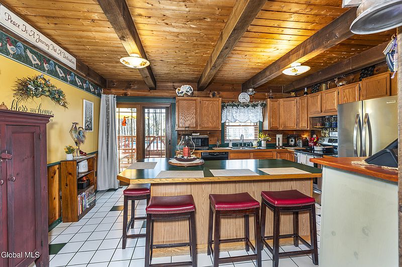 5th image of 170 Butler Road