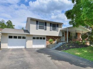 207 Princeton Dr, Aliquippa, PA 15001