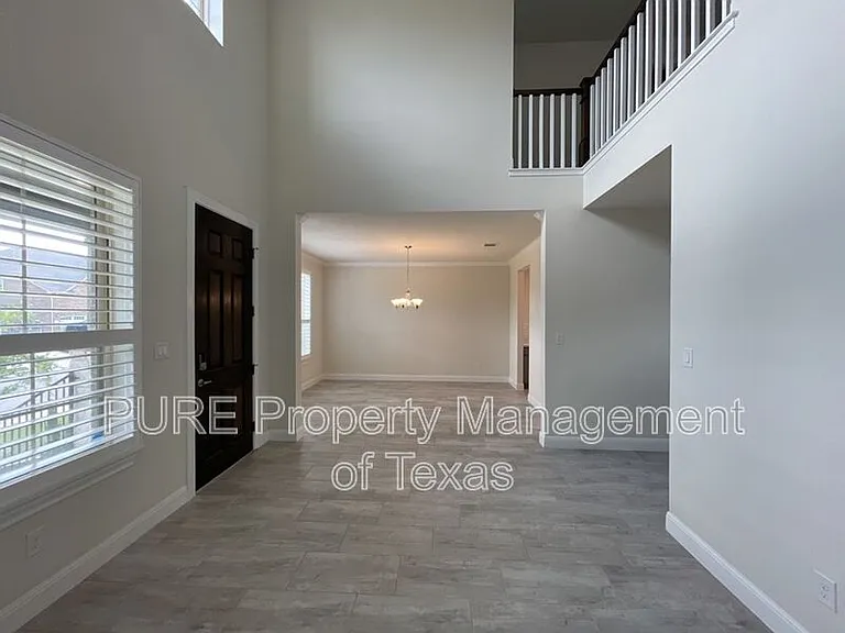 716 Expedition Way — Photo 8