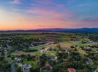 15829 Oak Valley Rd, Ramona, CA 92065