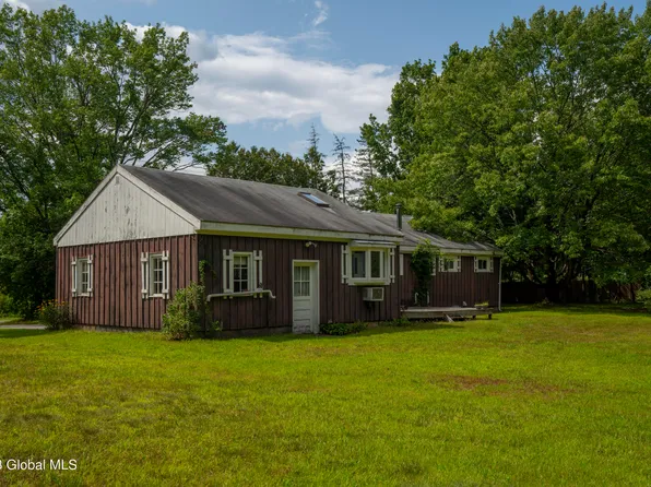 103 Jones Road, Saratoga Springs, NY 12866