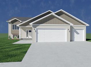 6328 Yukon Ln, Grand Forks, ND 58201