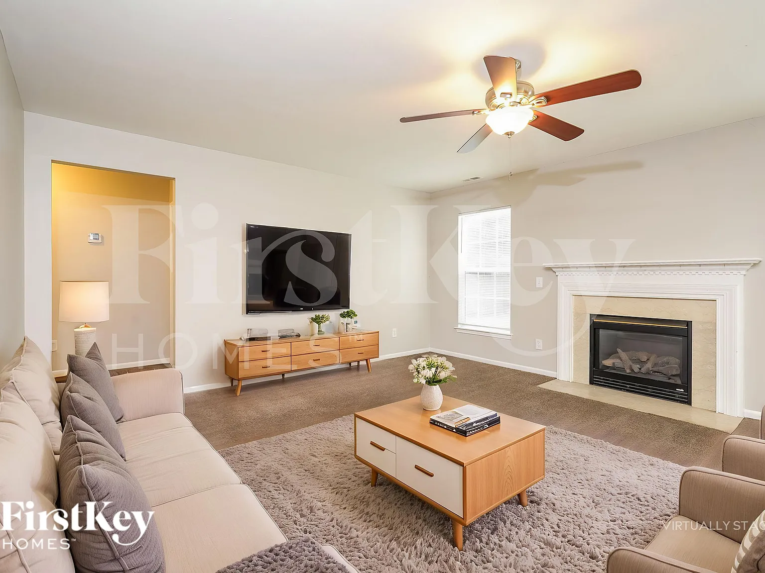 4 bed, 2.5 bath, 2161 sqft, $1,815 — Photo 4