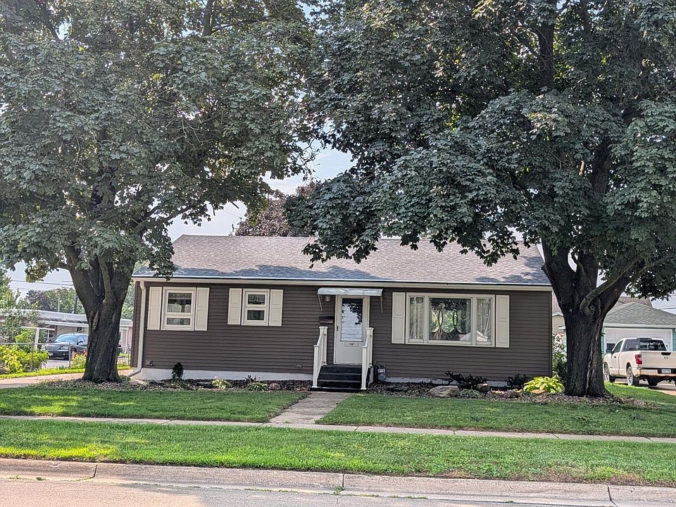 1st image of 1507 4th Ave NW