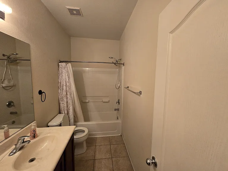 2nd bathroom
