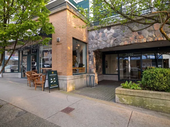 2680 W 4th Ave #311, Vancouver, BC V6K 4S3