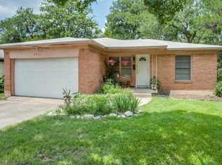 9933 Estacado Dr, Dallas, TX 75228