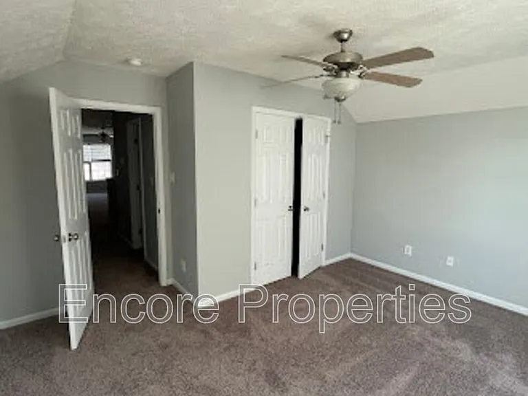 1240 Chimney Swift Dr — Photo 8