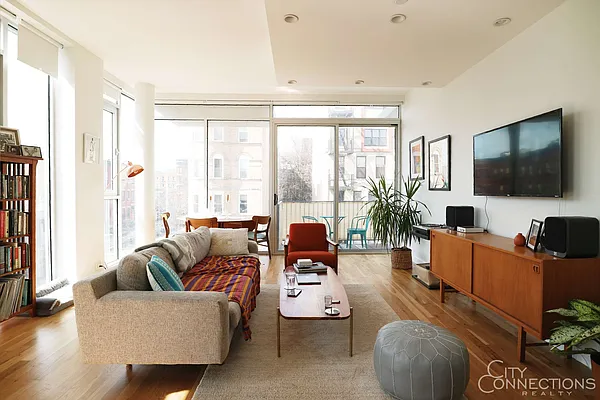 Rented by City Connections Realty | media 1