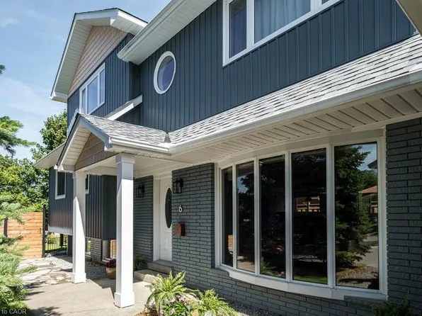 6 Skyline Dr, Hamilton, ON L9H 3S2