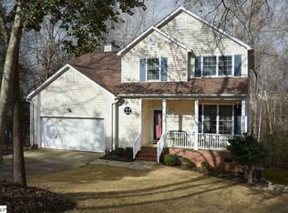 8 Moss Spring Ct, Simpsonville, SC 29680